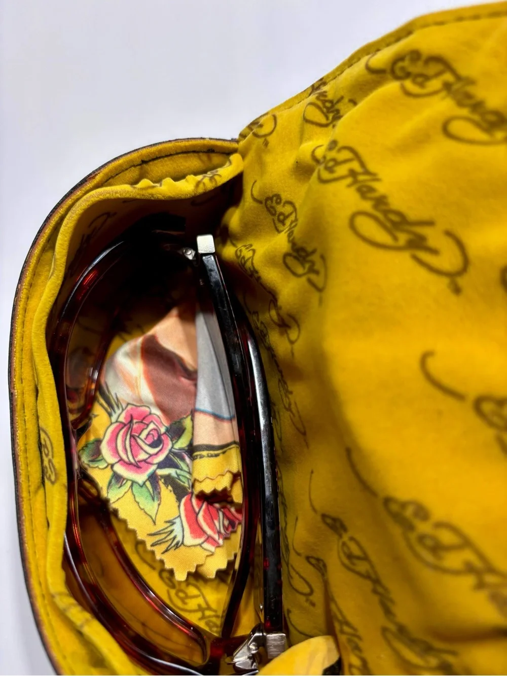Vintage y2k Ed Hardy EHS-004 Sunglasses with Black Floral Embroidered Case